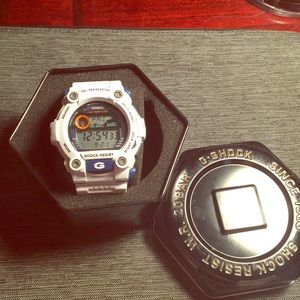Men's G-Shock watch